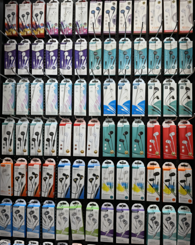Wholesale Headphones Supplier | New Asia Online Factory Direct